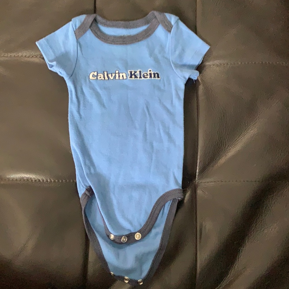 3/$15 Calvin Klein baby body suit
